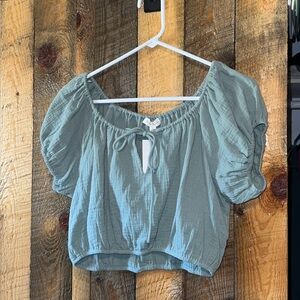 NWT By the River crop